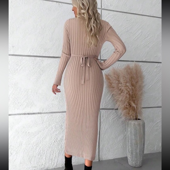 Classic Ribbed Knit Fitted V Neck Long Sleeve Dress Burgundy - Picture 14 of 16